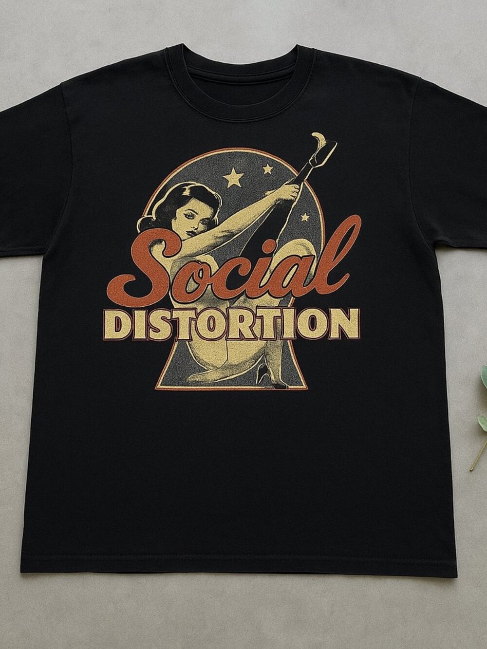 Social Distortion Graphic T-Shirt | Vintage Punk Rock Band Tee